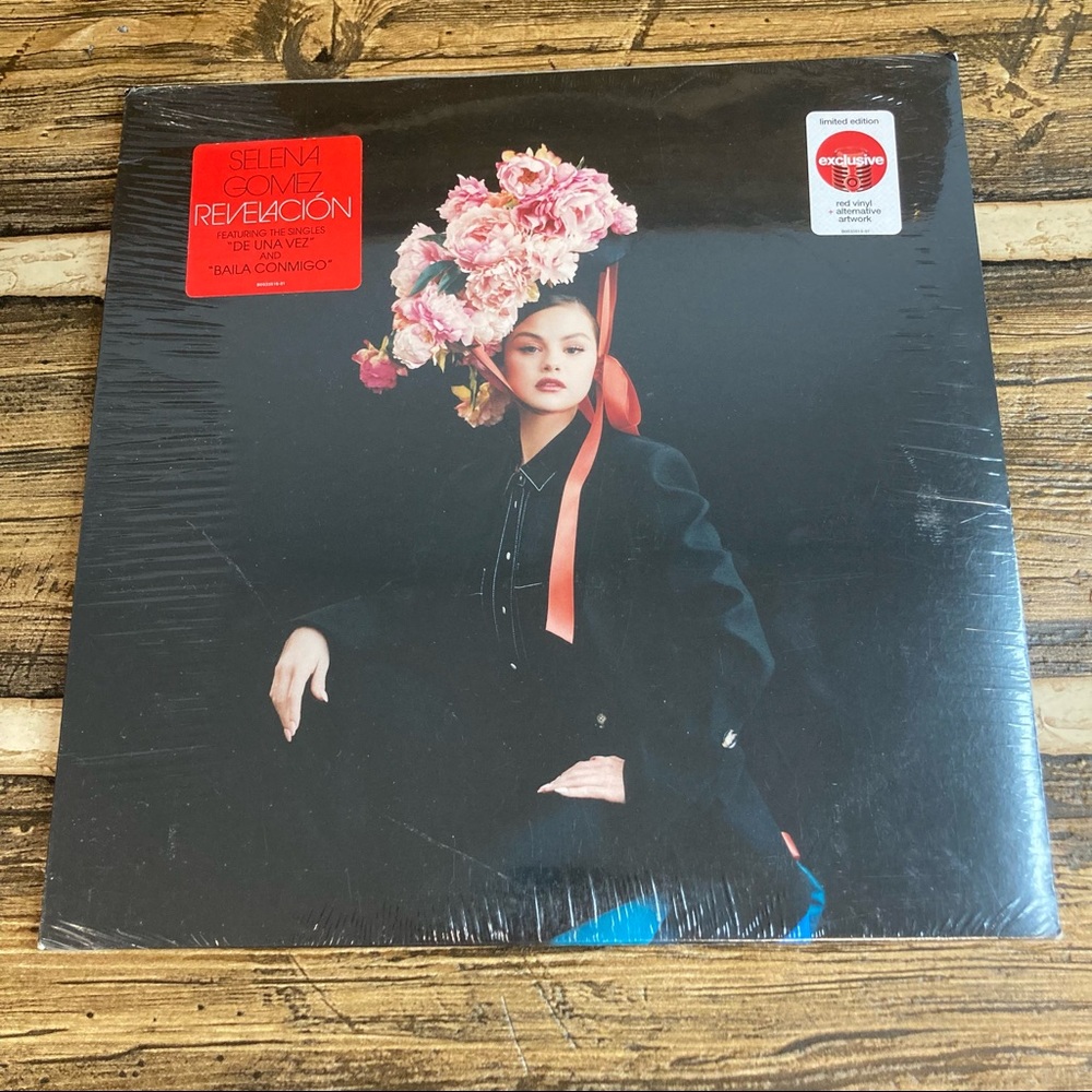 🎉🎉HP🎉🎉Selena Gomez Revelacion vinyl album